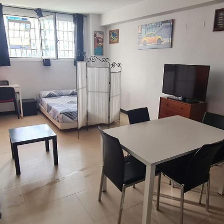Alojamiento En Loft Madrid Bagian luar foto