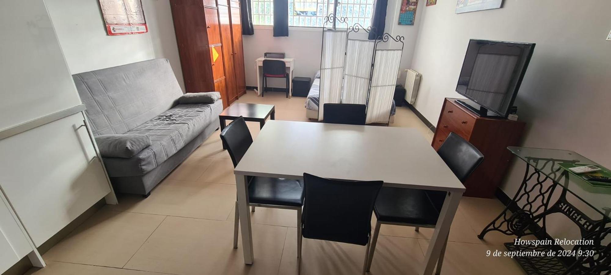 Alojamiento En Loft Madrid Bagian luar foto