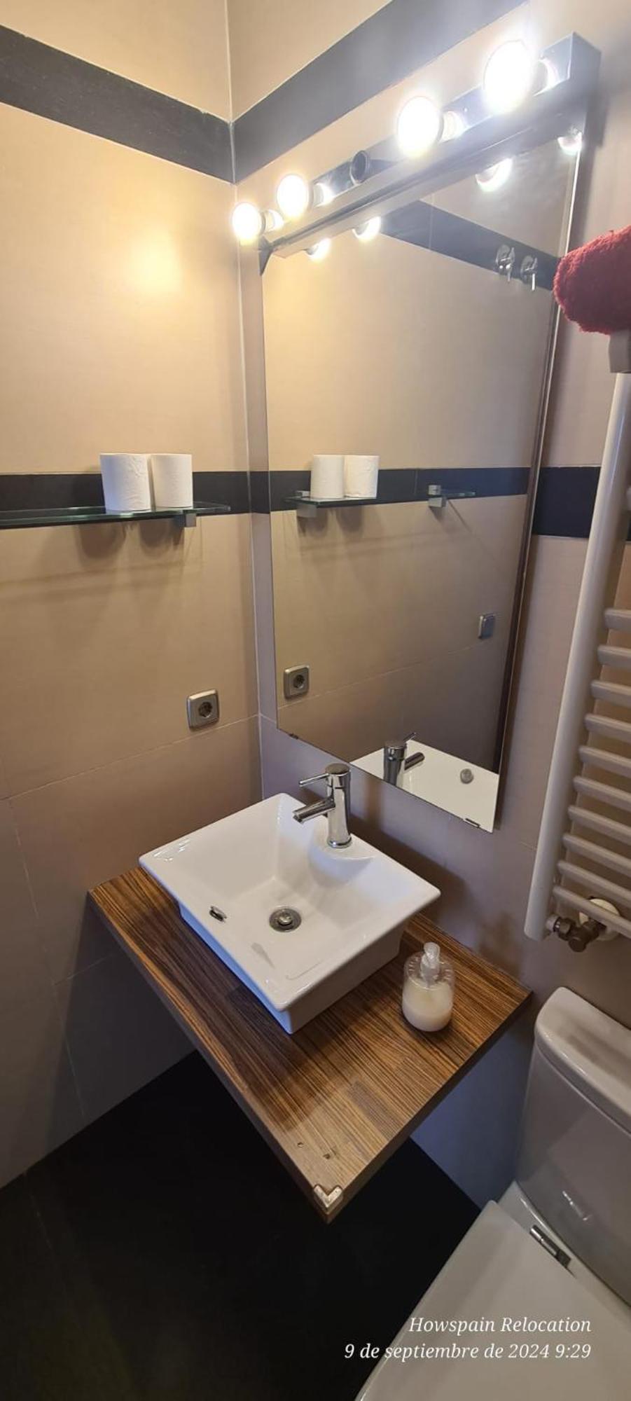 Alojamiento En Loft Madrid Bagian luar foto